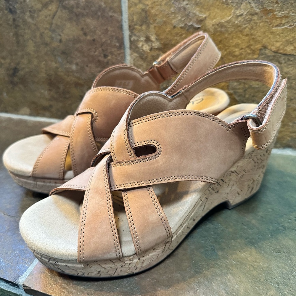 Clarks Women's Brown Strappy Wedge Sandals